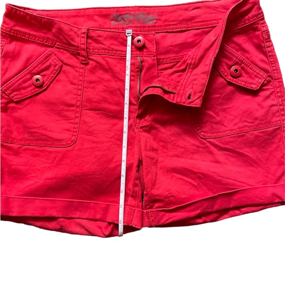 𝓕𝓪𝓭𝓮𝓭 𝓖𝓵𝓸𝓻𝔂 𝓡𝓮𝓭 𝓢𝓱𝓸𝓻𝓽 𝓢𝓱𝓸𝓻𝓽𝓼 - Picture 4 of 6